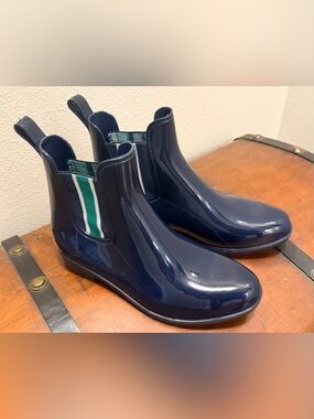Polo by Ralph Lauren Navy Gloss Rain Chelsea Boots with Green/White Stripes